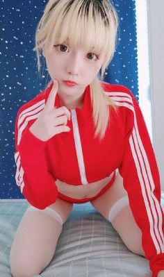 久久国产自偷拍dvd_高清完整版免费全集免费观看