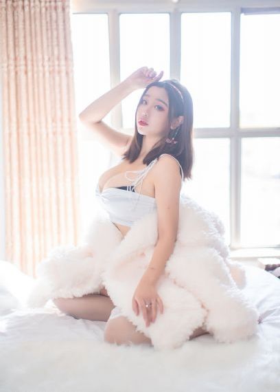 欧美男士西装头像图片_高清电影全集观看